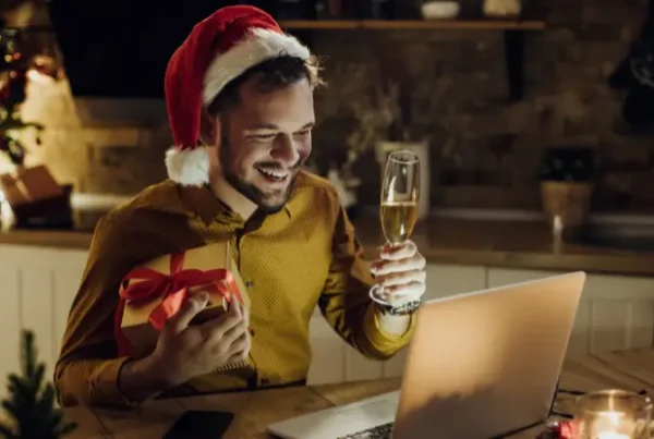 Innovate your employee Christmas hampers